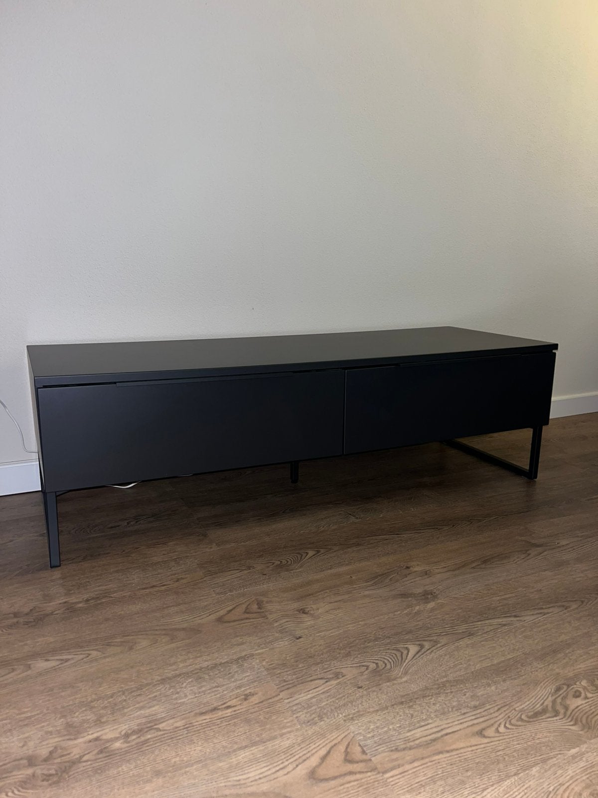 Tv meubel zwart Leen Bakker, Ophalen, Zo goed als nieuw, 25 tot 50 cm, Minder dan 100 cm