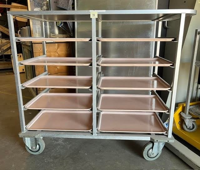 RVS serveerwagen / dienbladwagen met 10 kunststof dienbladen, Ophalen, Haefland 7, Gebruikt, SKCP