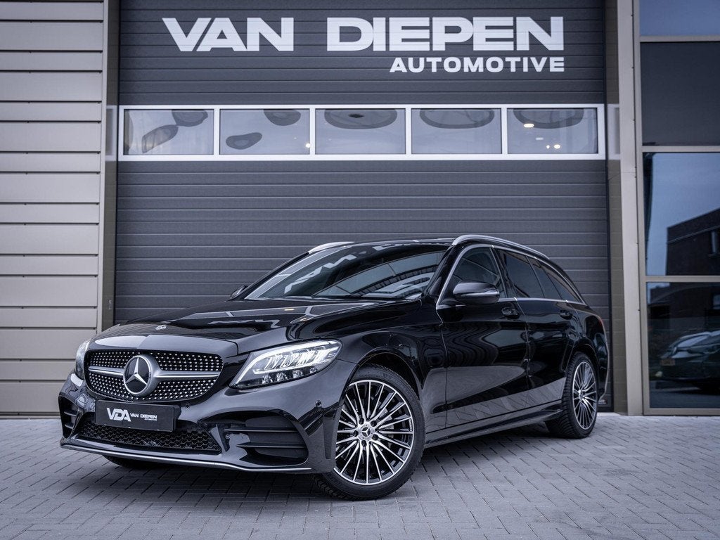 Mercedes-Benz C-klasse Estate 200 4MATIC AMG-Line l Pano l B, Auto's, Mercedes-Benz, 4 cilinders, Zwart, Vierwielaandrijving, 184 pk