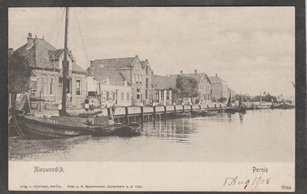 pernis nieuwendijk  met vissersschip, Verzenden, Voor 1920, Ongelopen, Zuid-Holland