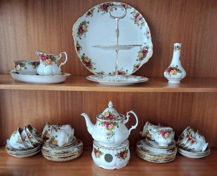 Royal Albert /Country Roses/Theeservies, Kop en/of schotel, RA, Ophalen of Verzenden, Zo goed als nieuw