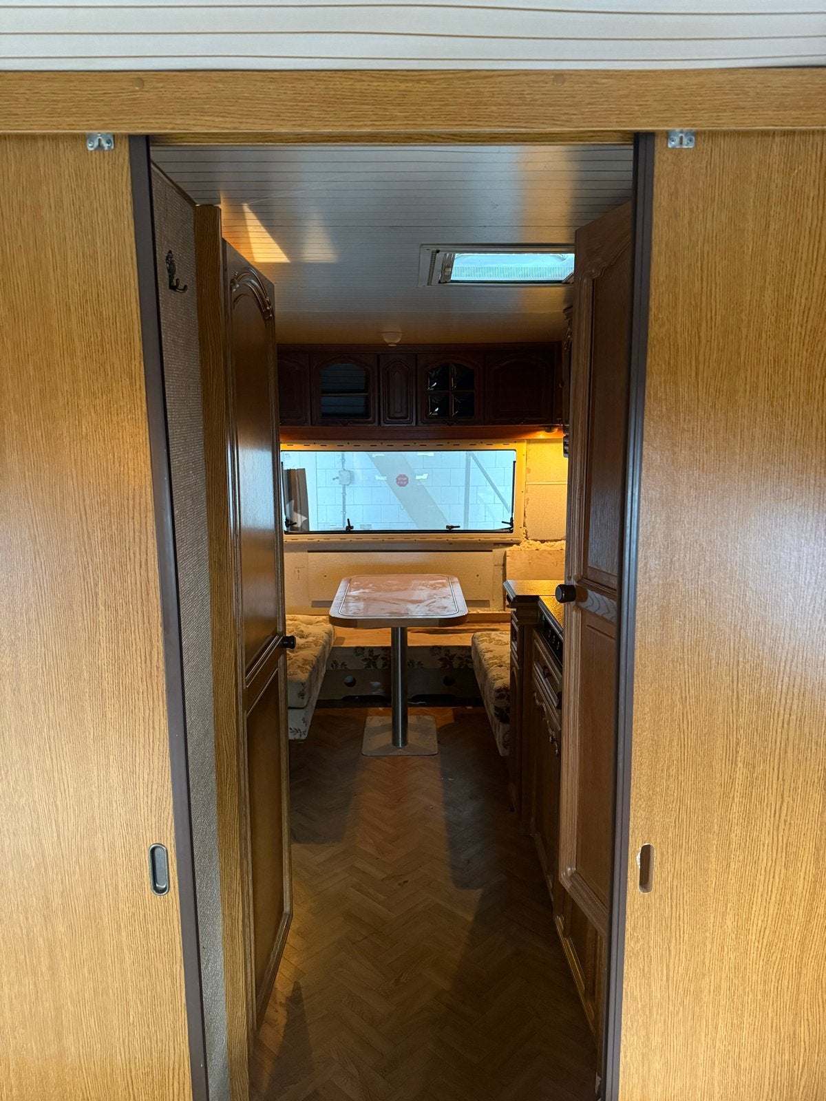 Compacte festival caravan - Ideaal voor avonturiers!, Overige merken, Treinzit, 750 - 1000 kg, Particulier