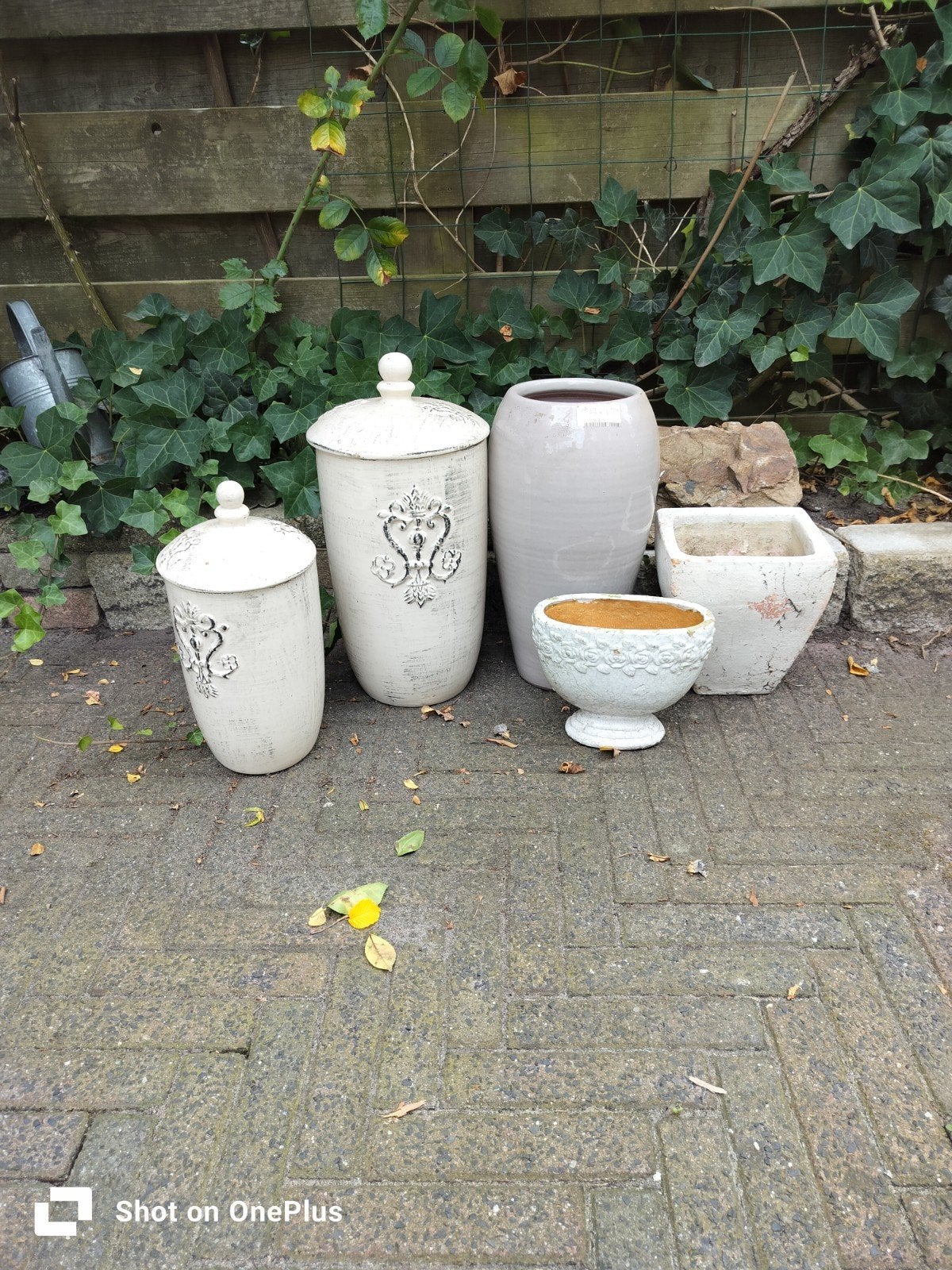 Set van diverse aardewerk potten, Gebruikt, Binnen, Overige vormen, Aardewerk