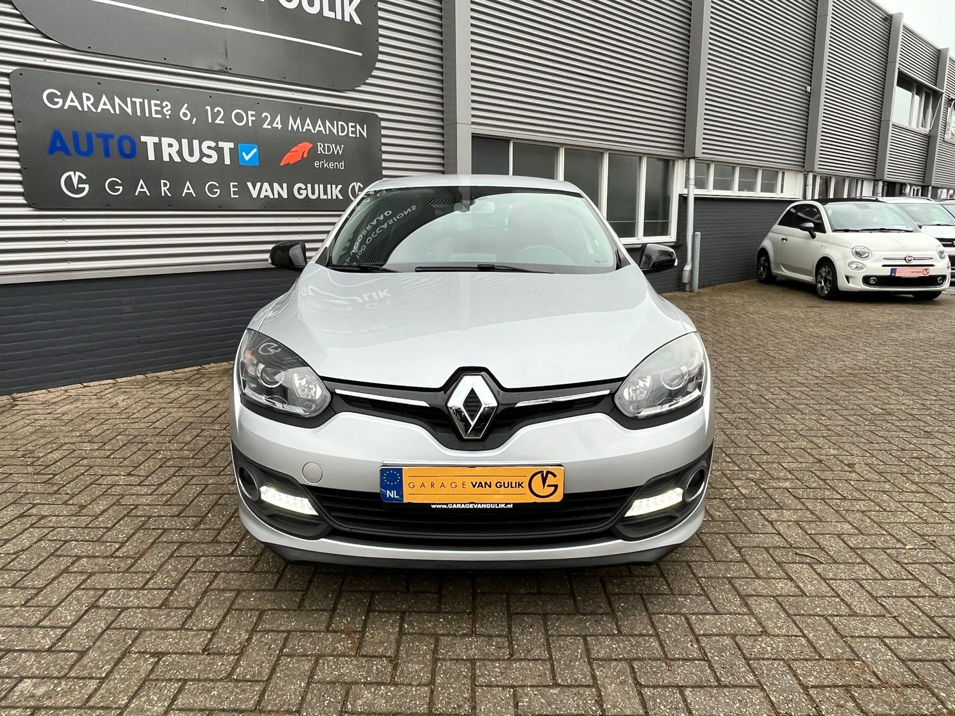 Renault Mégane 1.2 TCe Limited 116PK Trekhaak,Navi,Clima,Cr, Auto's, Voorwielaandrijving, Stof, Gebruikt, Euro 6