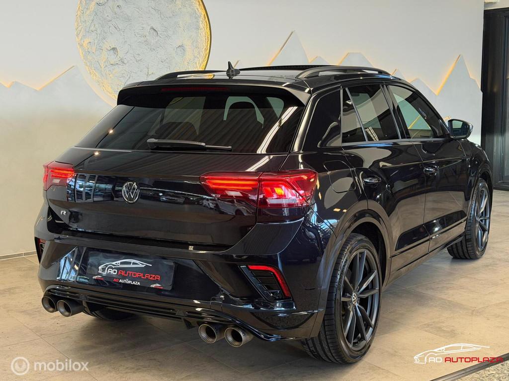 Volkswagen T-Roc 2.0 TSI 4Motion R Panorama/Akrapovic/Keyles, Automaat, Automatische klimaatregeling, Zwart, 4 cilinders