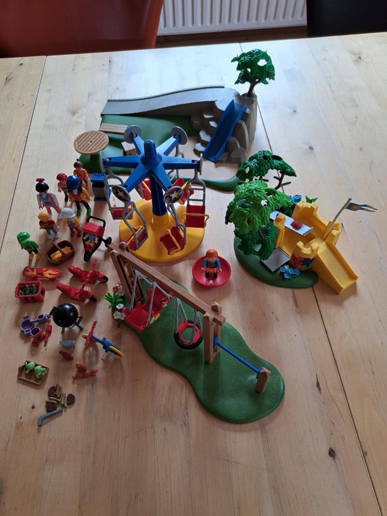 Playmobil speeltuin, Kinderen en Baby's, Speelgoed | Playmobil, Ophalen of Verzenden, Zo goed als nieuw