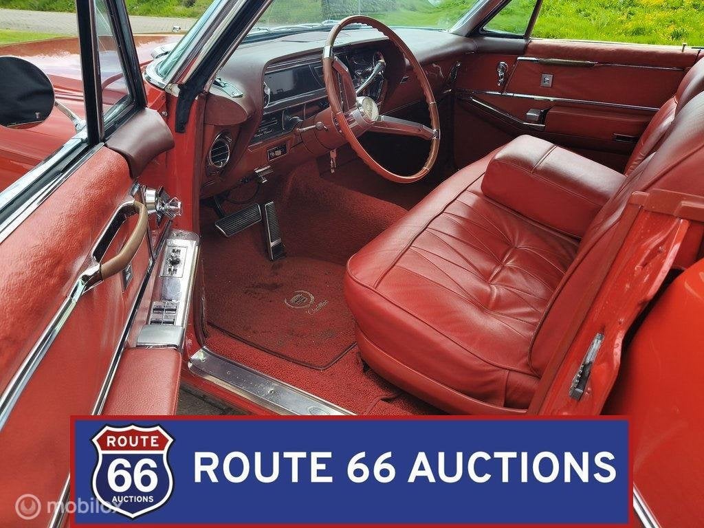 Cadillac Sedan de Ville | 1965 | Route 66 Auctions, Auto's, Oldtimers, Cadillac, Overige carrosserieën, Zwart, Bedrijf