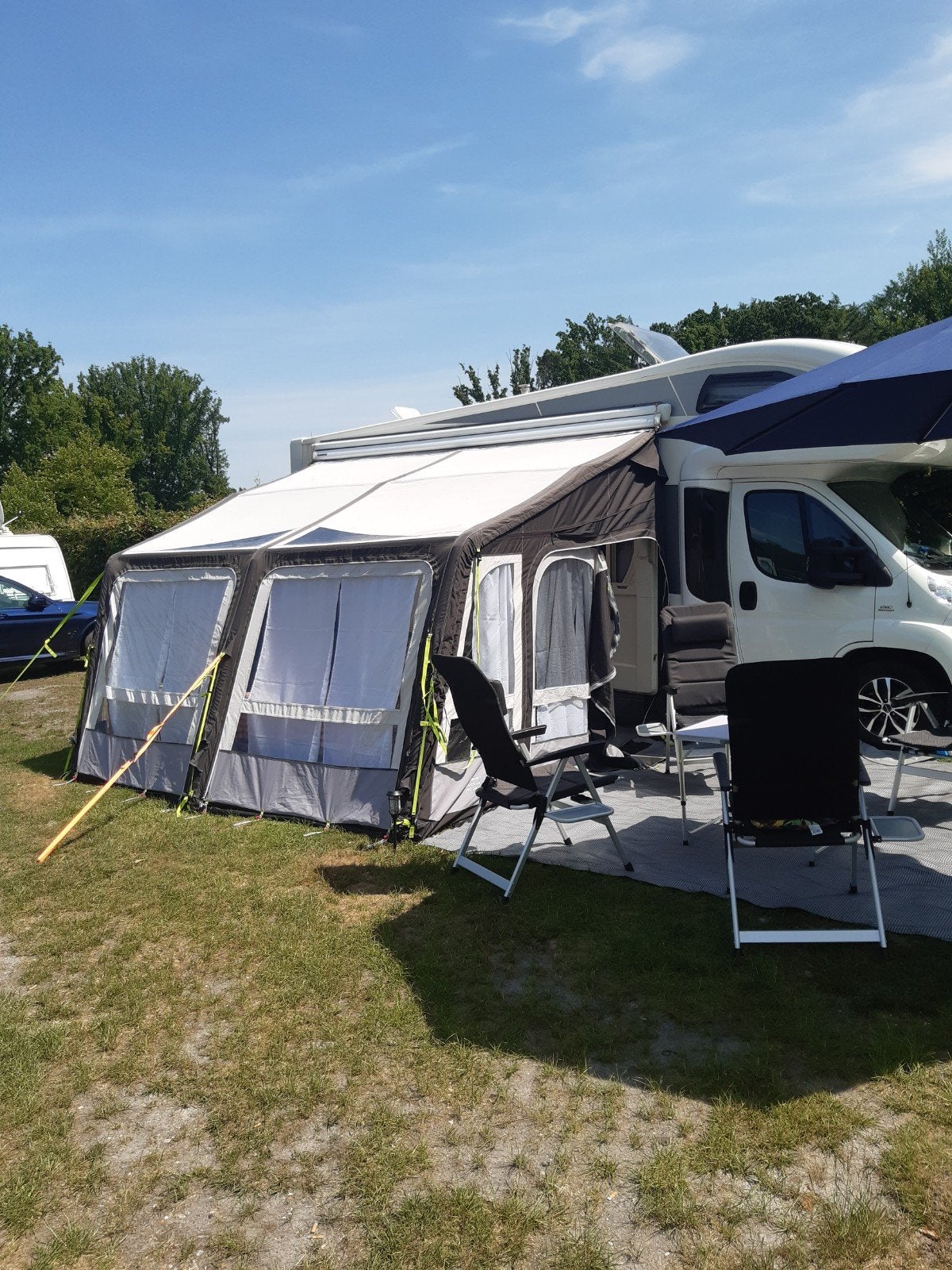 Opblaasbare voortent. Dometic grande air pro 390s, Ophalen, Zo goed als nieuw
