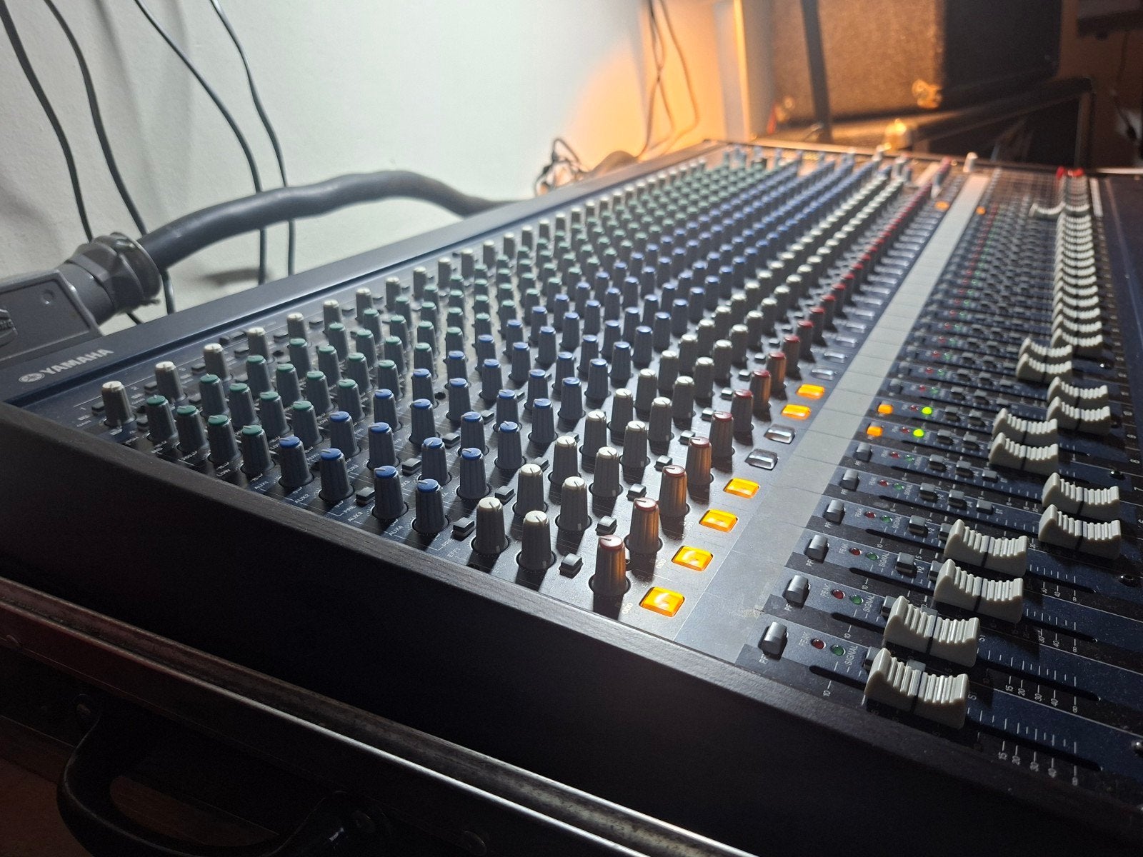 Yamaha MG32/14FX Mengpaneel - Zeer Goed Onderhouden, Ophalen of Verzenden, Zo goed als nieuw, 20 kanalen of meer, Microfooningang