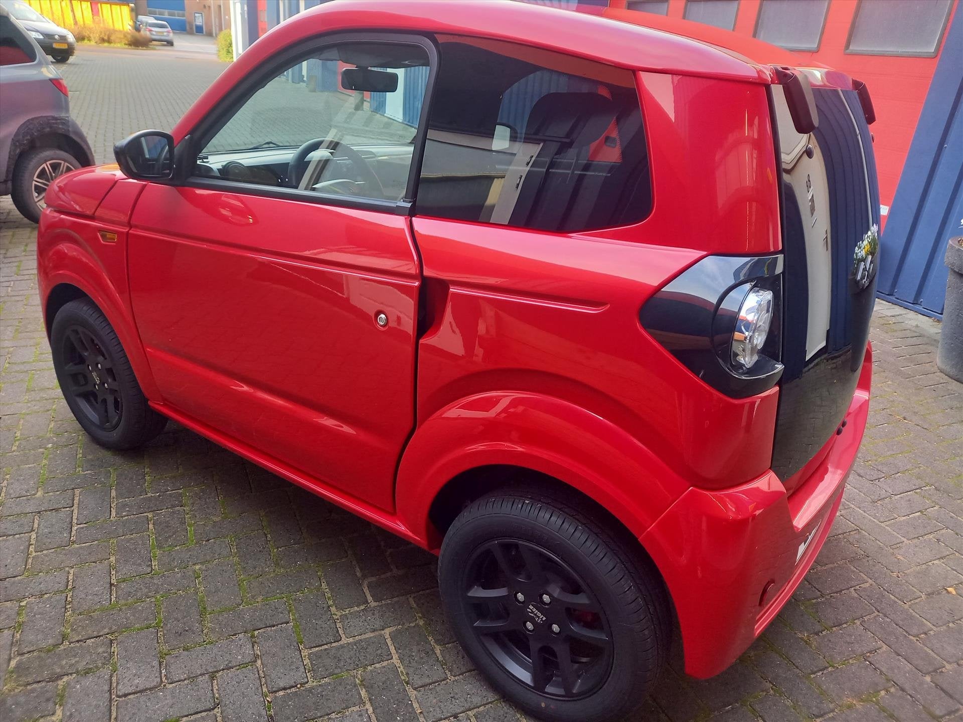 LIGIER Myli Diesel IDEAL NIEUW! brommobiel, Auto's, Automaat, 8 pk, Radio, Bedrijf