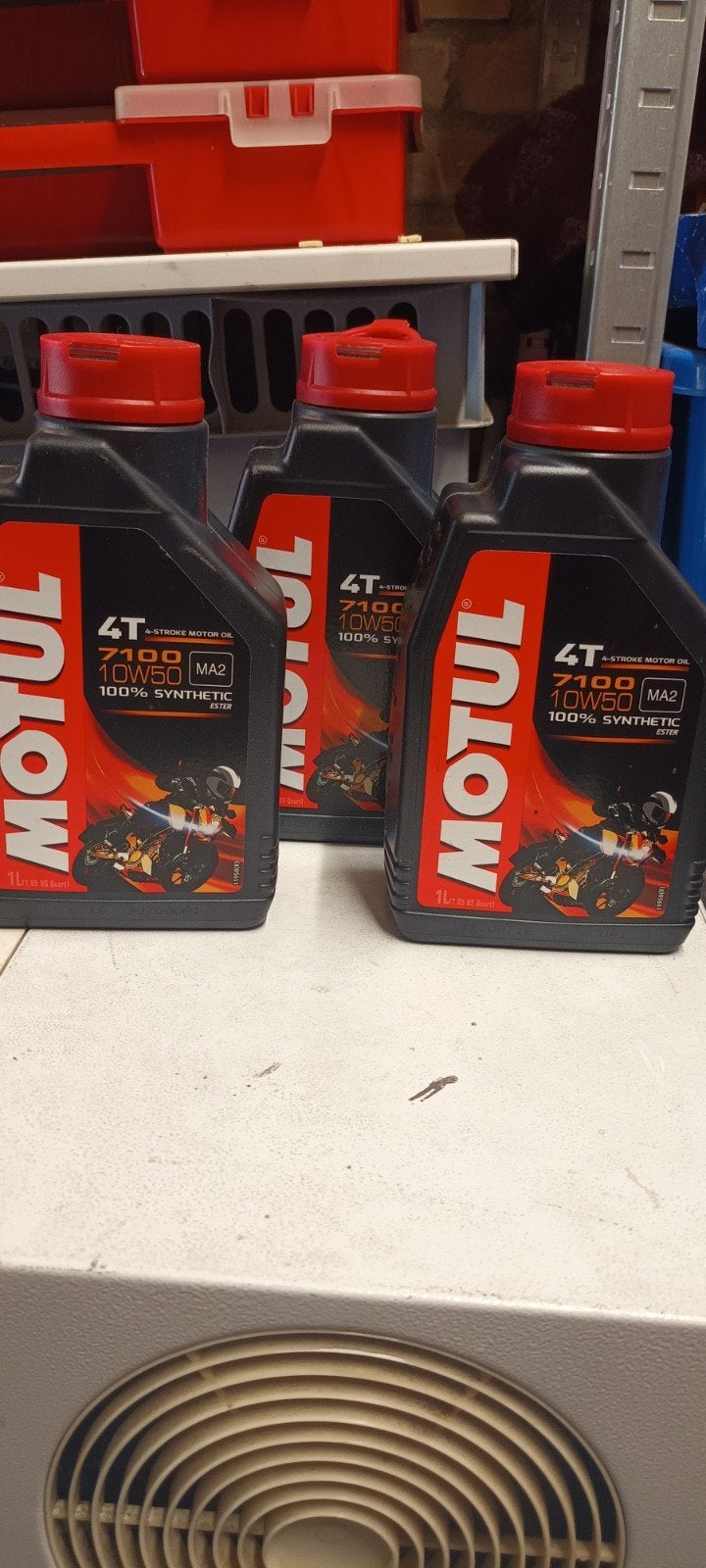 Motul 7100 10w50, Ophalen