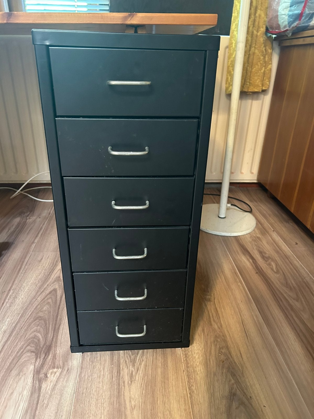 IKEA HELMER Ladekast op wieltjes (zwart), Ophalen, Minder dan 50 cm, 5 laden of meer, Minder dan 100 cm