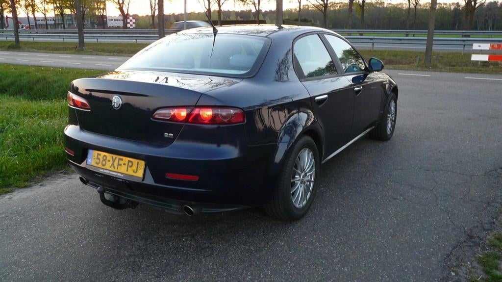 Alfa Romeo 159 2.2 JTS Business,Leder,Lmv's,...VOL!, Auto's, Voorwielaandrijving, Gebruikt, Zwart, 4 cilinders