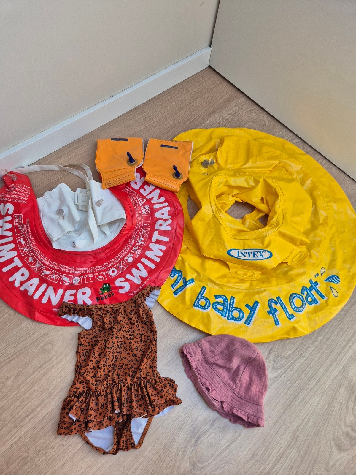 Zomerpakket baby zwemmen | Swimtrainer + zwemband + badpak, Ophalen, Maat 74, Jongetje of Meisje, Zwem-accessoire