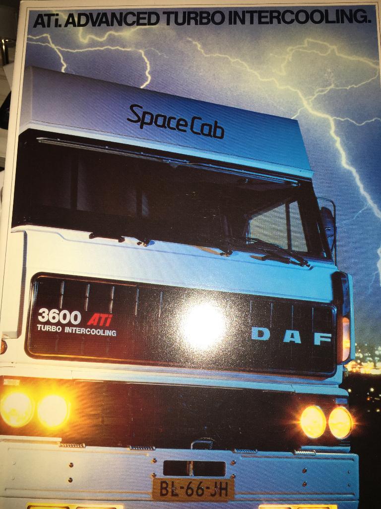 DAF 2800 3300 3600 Space Cab ATI brochure folder 1985, Ophalen of Verzenden, Zo goed als nieuw, Overige merken