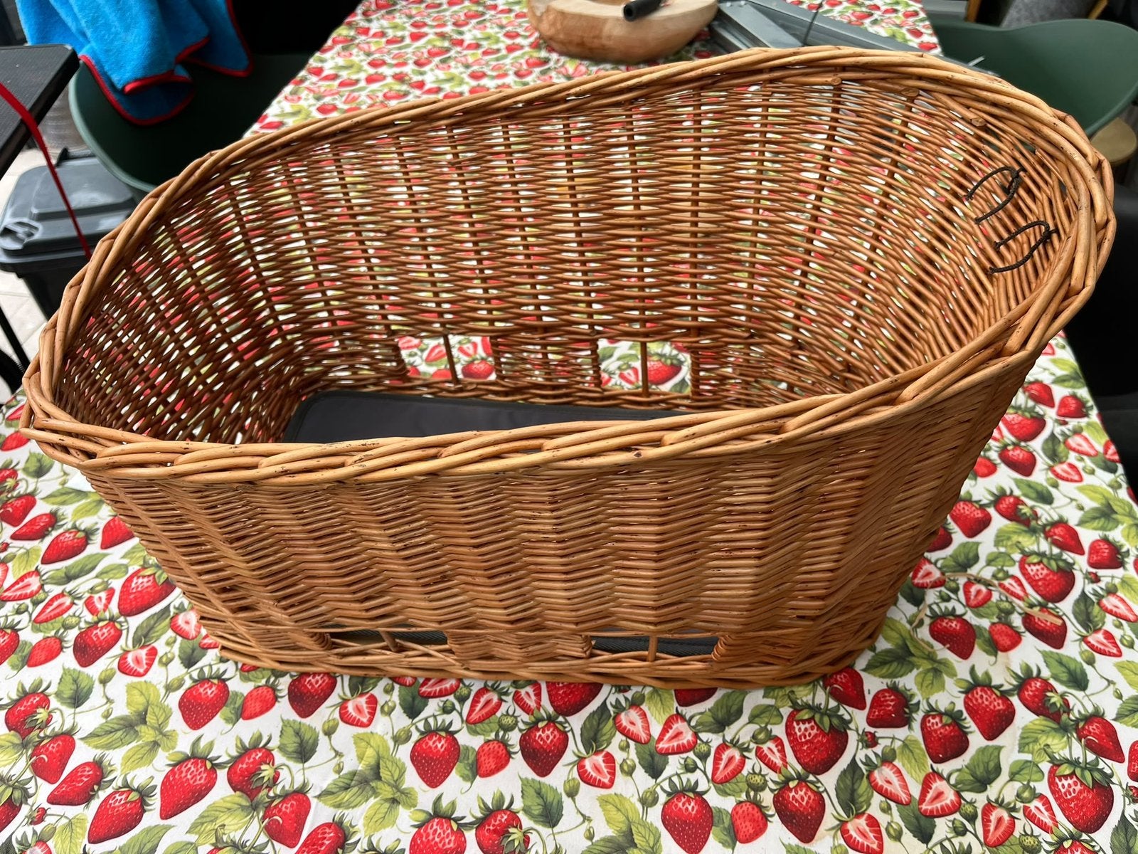 Hondenmand Basil Pasja maat L - 50 cm - als nieuw, Dieren en Toebehoren, Ophalen, Zo goed als nieuw, Riet