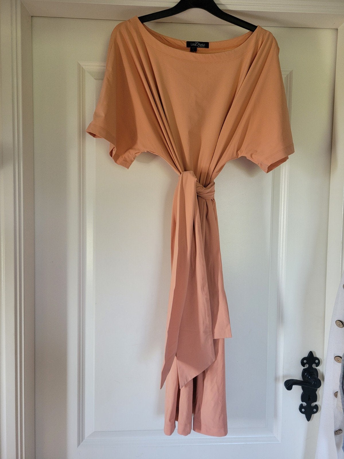 pastel oranje jurkje Aretha ladress la dress mt m l, Verzenden, Maat 42/44 (L), Oranje, LaDress