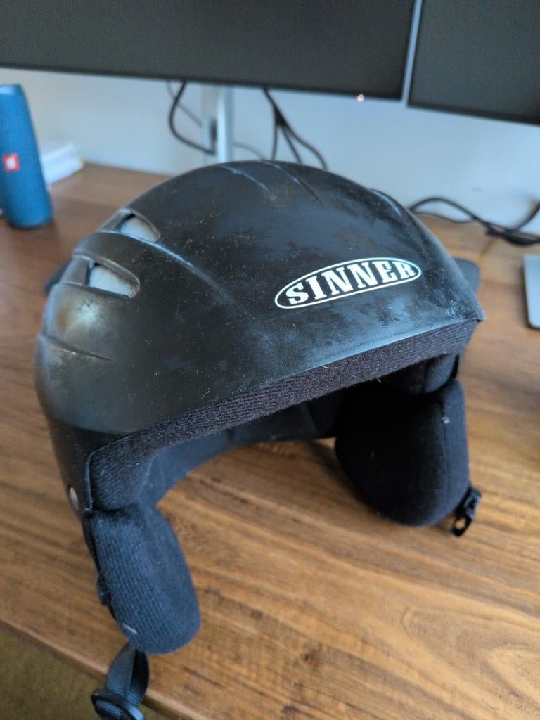 Sinner skihelm maat M - Zwart, Sport en Fitness, Skiën en Langlaufen, Overige merken, Gebruikt, Overige typen, Ophalen of Verzenden