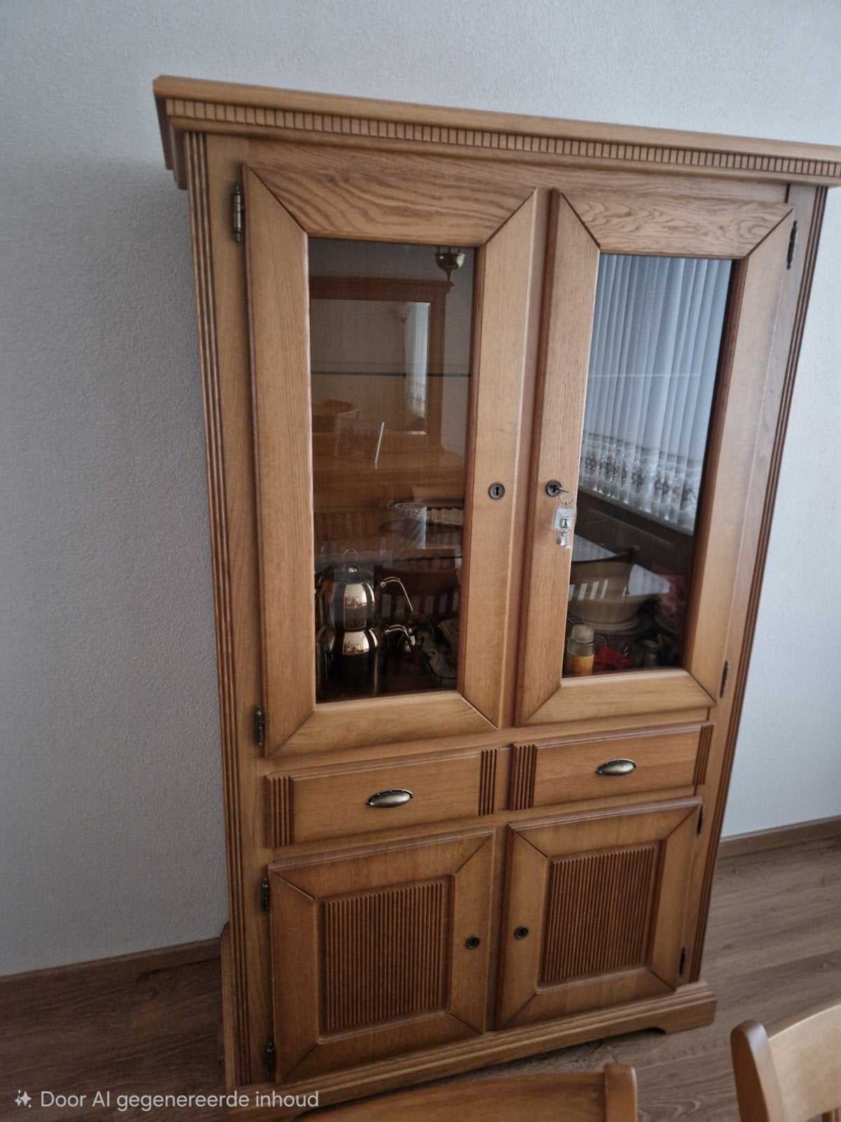 Massief Eiken Vitrinekast met 2 Lades en Opbergruimte, Ophalen, Glas, Gebruikt, Met deur(en)
