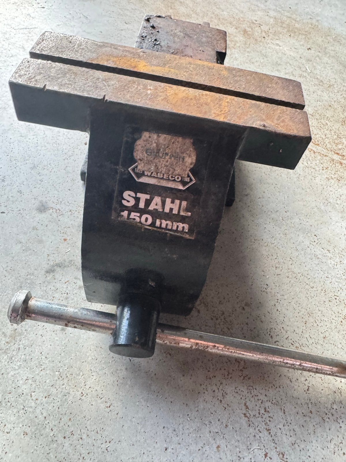 Robuuste bankschroef 150mm - STAHL, Doe-het-zelf en Verbouw, Gereedschap | Handgereedschap, Ophalen, Gebruikt, Bankschroef, Overige merken