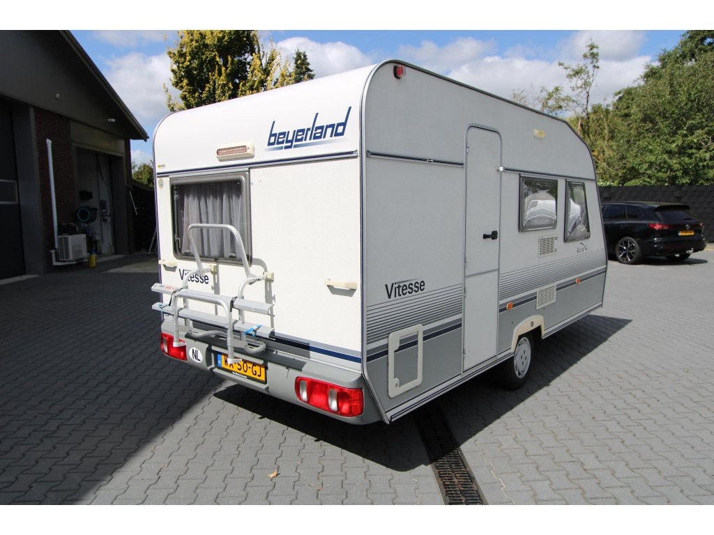 Beyerland Vitesse 430 TM Voortent-Luifel-1999, Standaardzit, Schokbreker, Bedrijf, 750 - 1000 kg