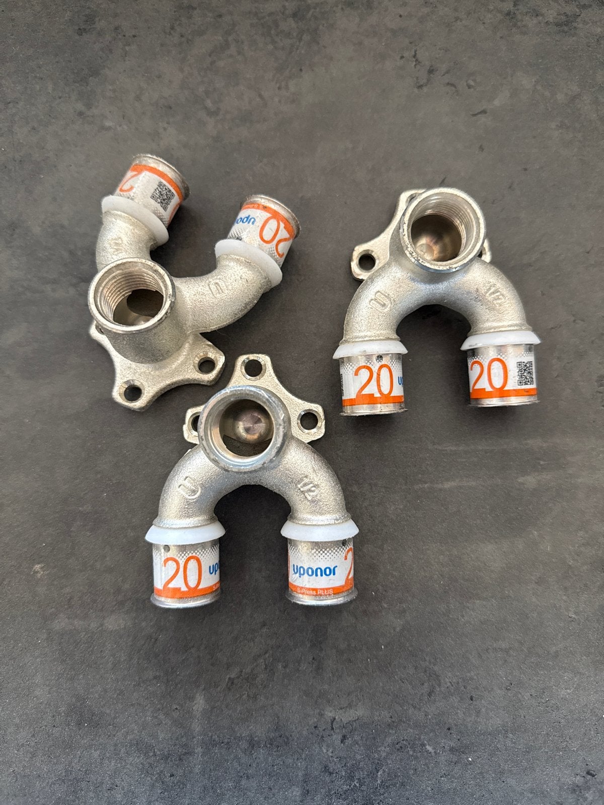 3x Uponor Muurplaat Binnendraad 1/2" met 2x Knel 20mm, Overige materialen, Overige typen, Nieuw, Minder dan 2 meter