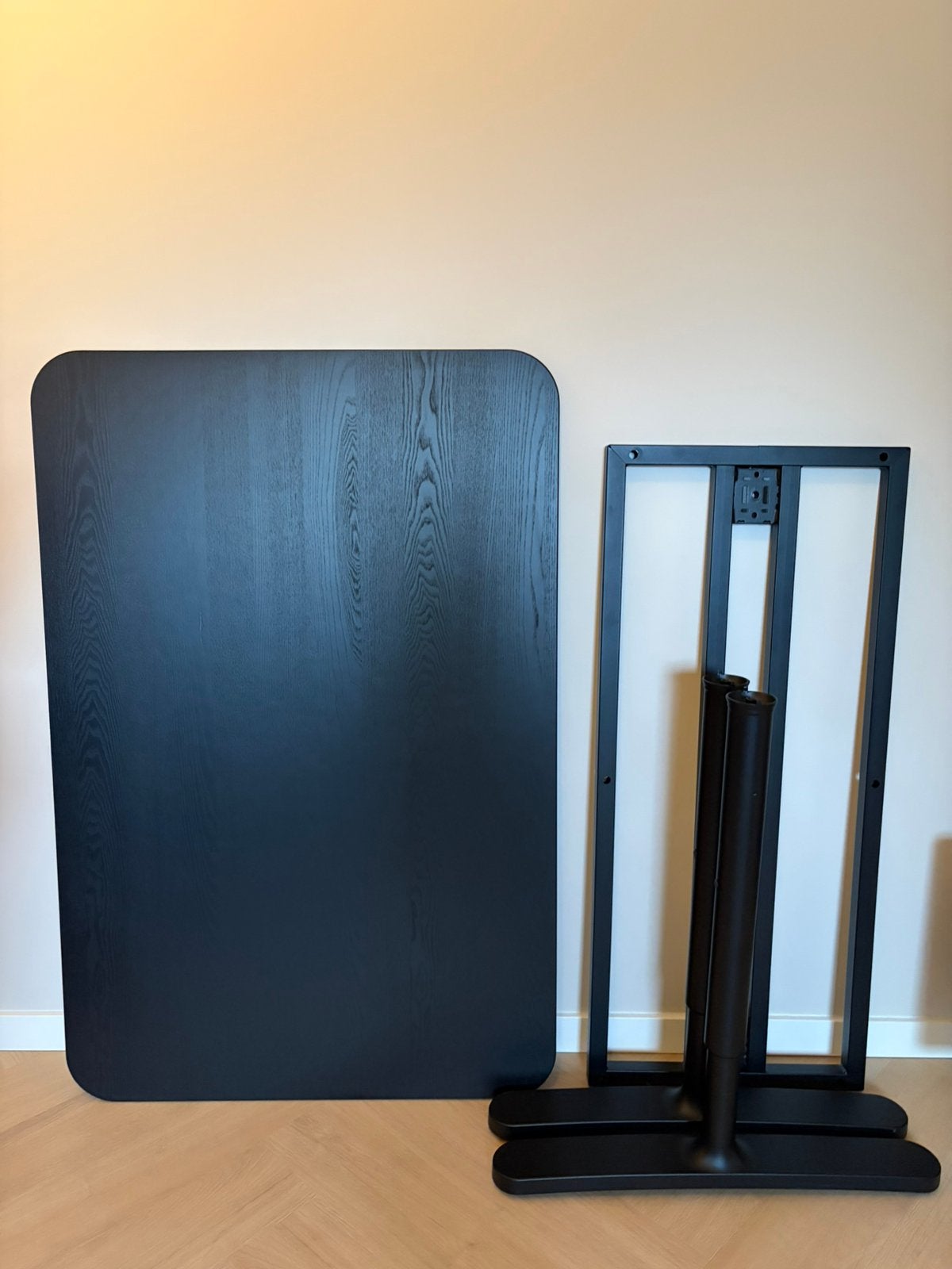 IKEA Bekant bureau, zwart, 120x80 cm, zo goed als nieuw, Huis en Inrichting, Bureaus, Ophalen, Zo goed als nieuw, IKEA, Zwart