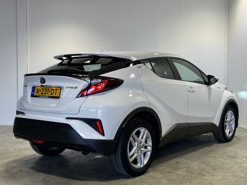 Toyota C-HR 1.8 Hybrid Active | Navigatie/Android/Apple Carp, Stof, 4 cilinders, Wit, Origineel Nederlands