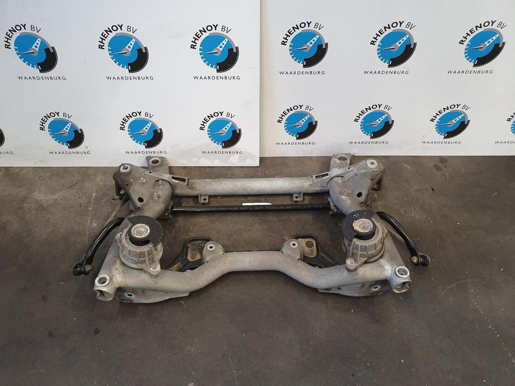 MERCEDES C-CLASS C180 KOMPRESSOR SUBFRAME VOOR 2009, Ophalen of Verzenden, Gebruikt, Stiba lid