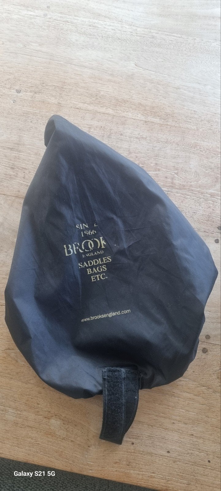 Brooks zadel B135 met regenhoes, Gebruikt, Leer, Stadsfiets, Ophalen of Verzenden