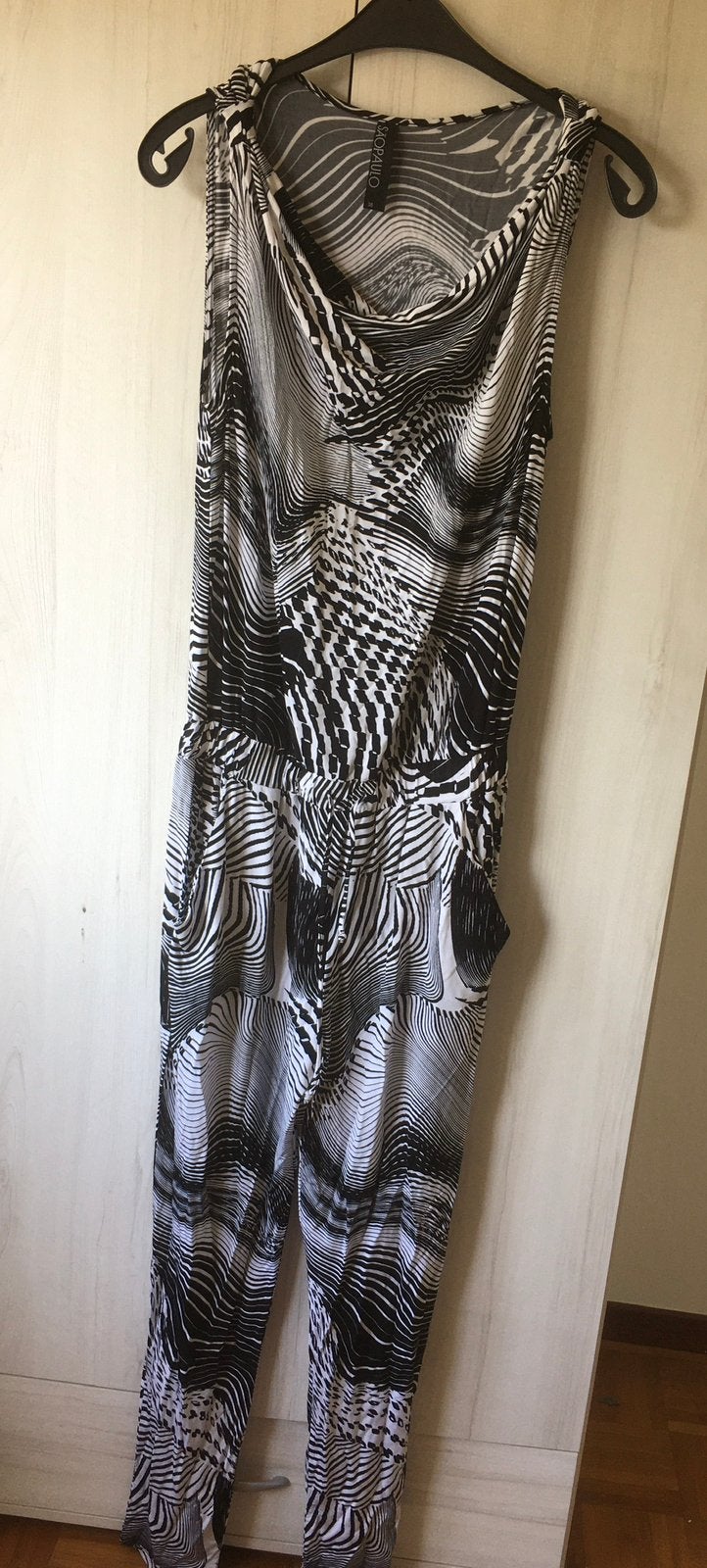 Nieuwe jumpsuit van Sao Paulo, maat 38., Kleding | Dames, Ophalen of Verzenden, Nieuw, Maat 38/40 (M), Zwart