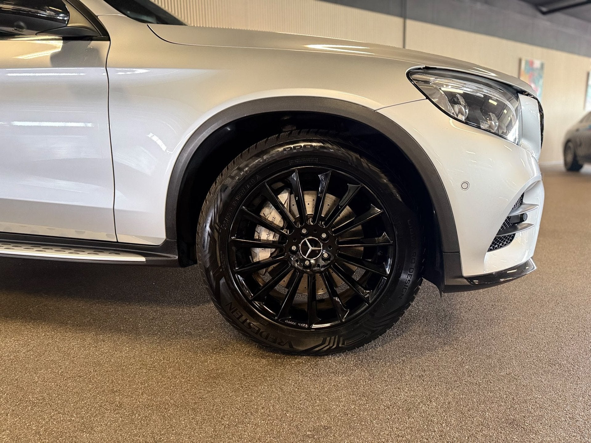 Mercedes-Benz GLC 250 4-Matic AMG STYLING-PANORAMA-RIJ PAKKE, Auto's, Gebruikt, 4 cilinders, Vierwielaandrijving, SUV of Terreinwagen