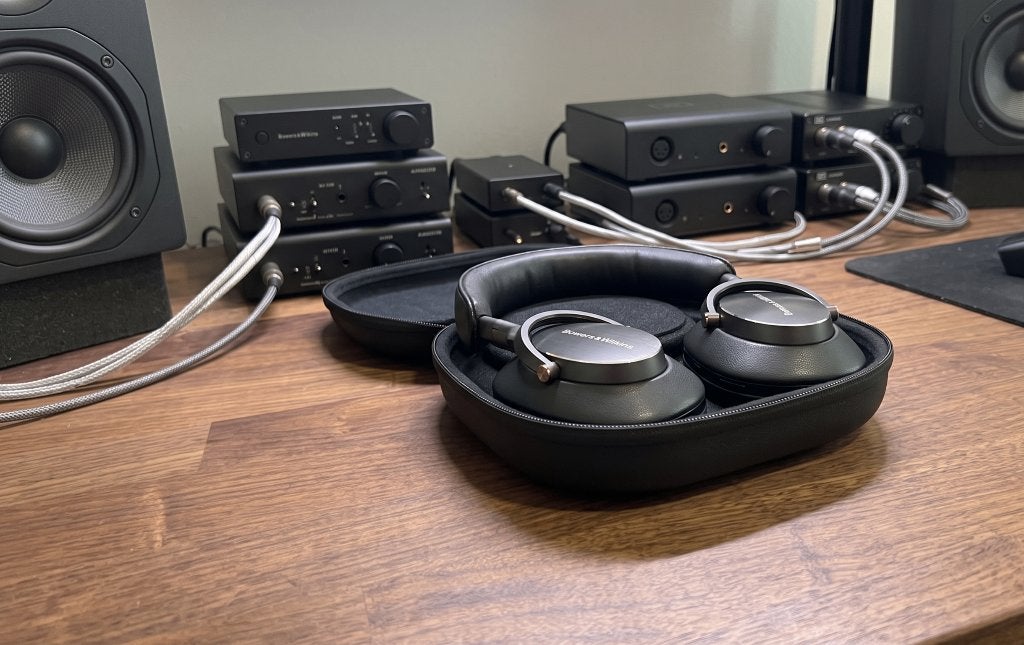 Bowers & Wilkins Px8 Wireless Over-Ear Headphones, Audio, Tv en Foto, Koptelefoons, Ophalen of Verzenden, Zo goed als nieuw, Draagtas/etui