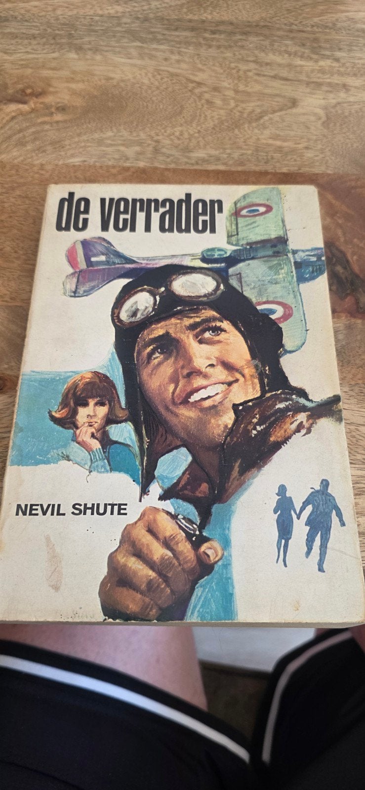 De Verrader - Nevil Shute (Vintage Boek), Boeken, Ophalen of Verzenden, Gelezen, Nevil Shute, Nederland