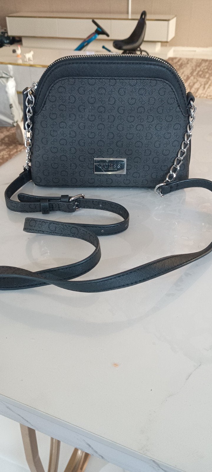 Guess tas in ruil met een parfum, Ophalen of Verzenden, Nieuw, Dame
