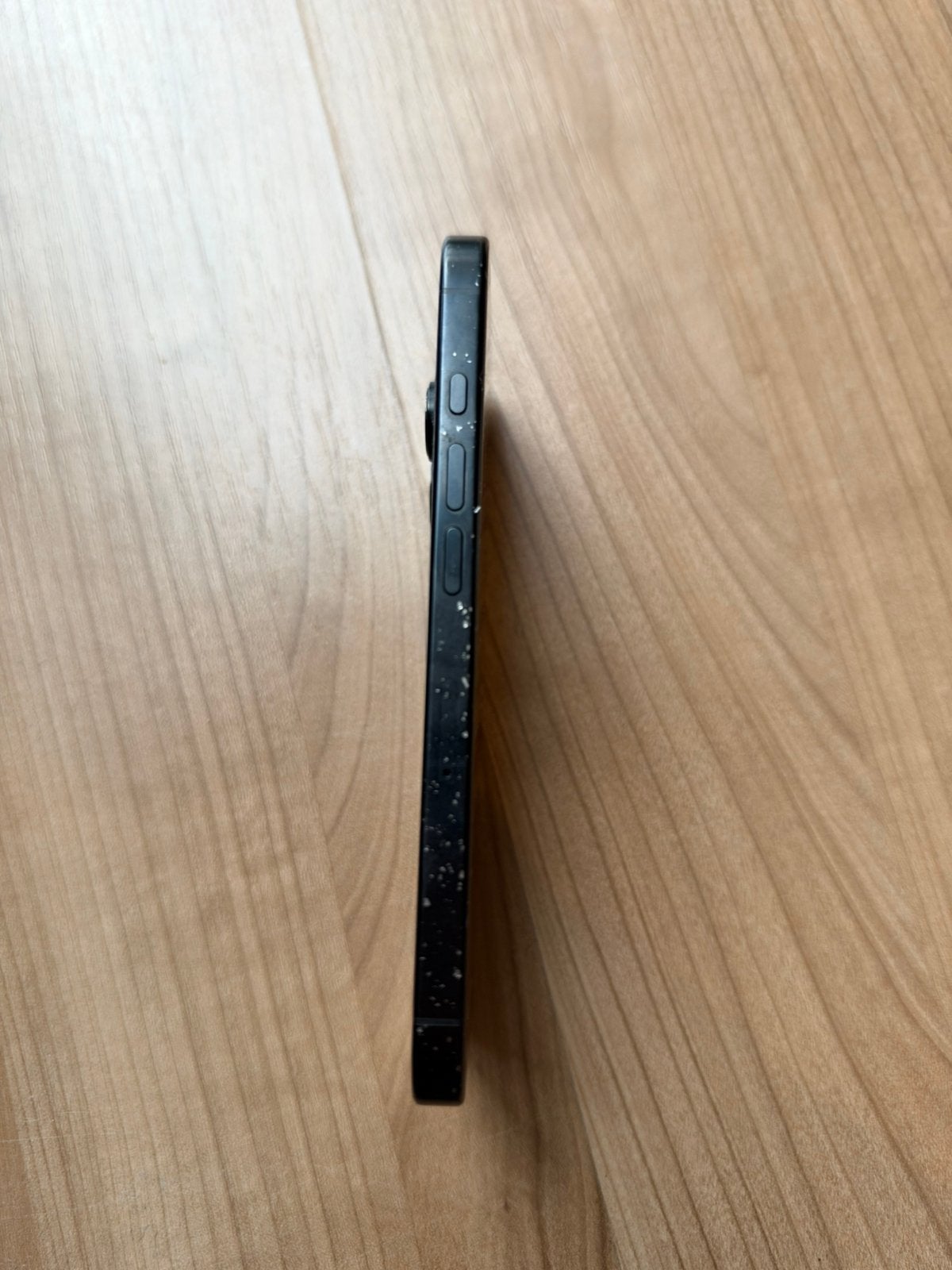 Foto 3 van Iphone 16 pro 128 GB