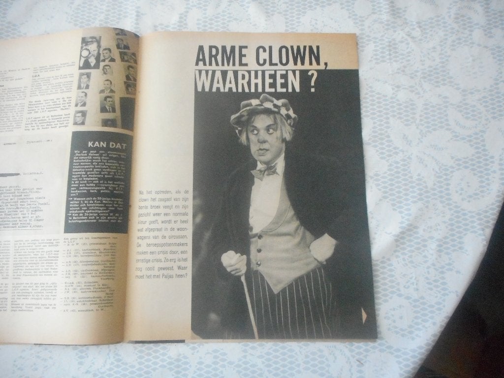 Clowns. Waarheen. crisis. 1964., Ophalen of Verzenden, 1960 tot 1980, Knipsel(s)