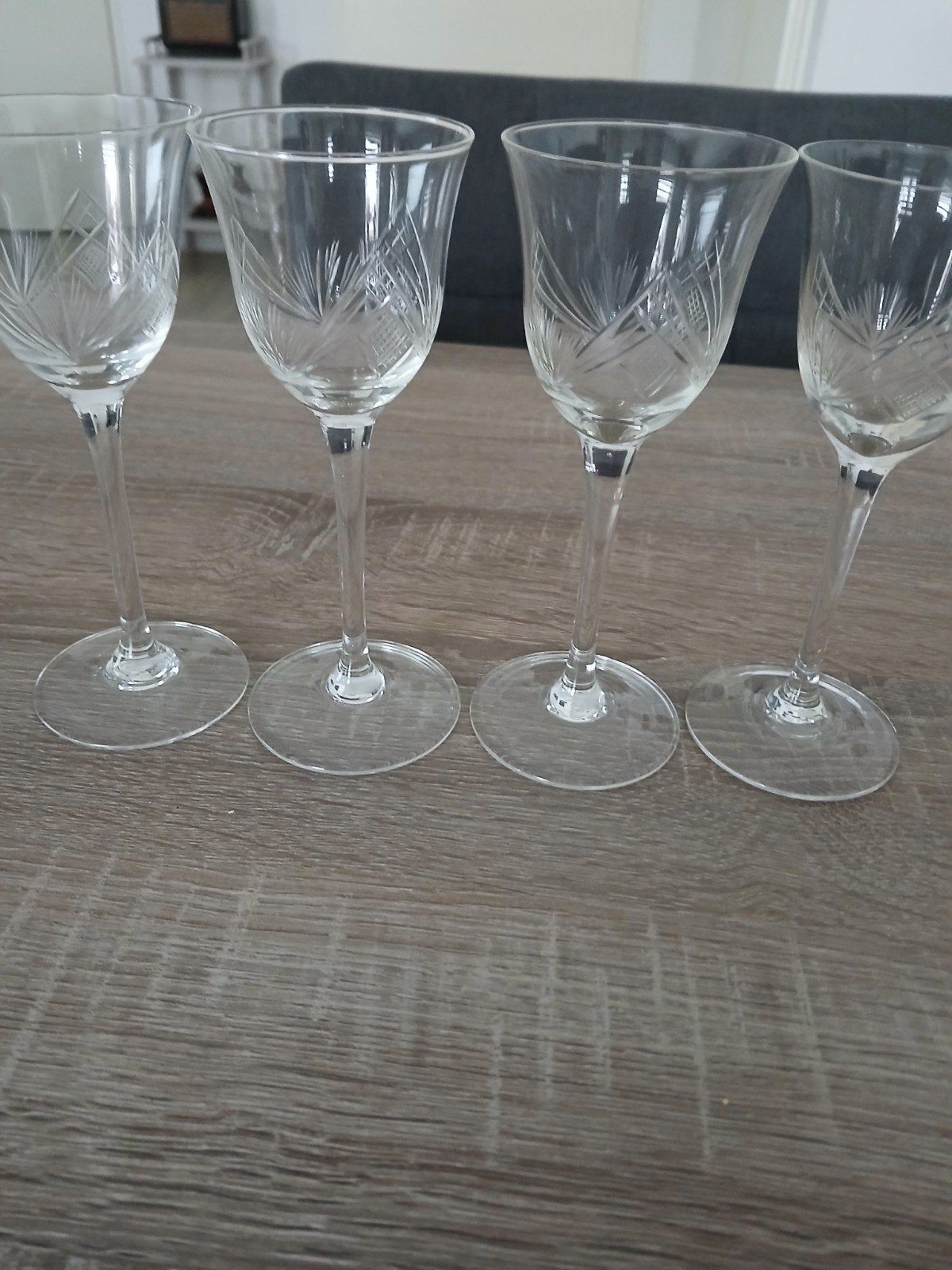 Set van 4 vintage kristallen wijnglazen met gravure, Ophalen of Verzenden