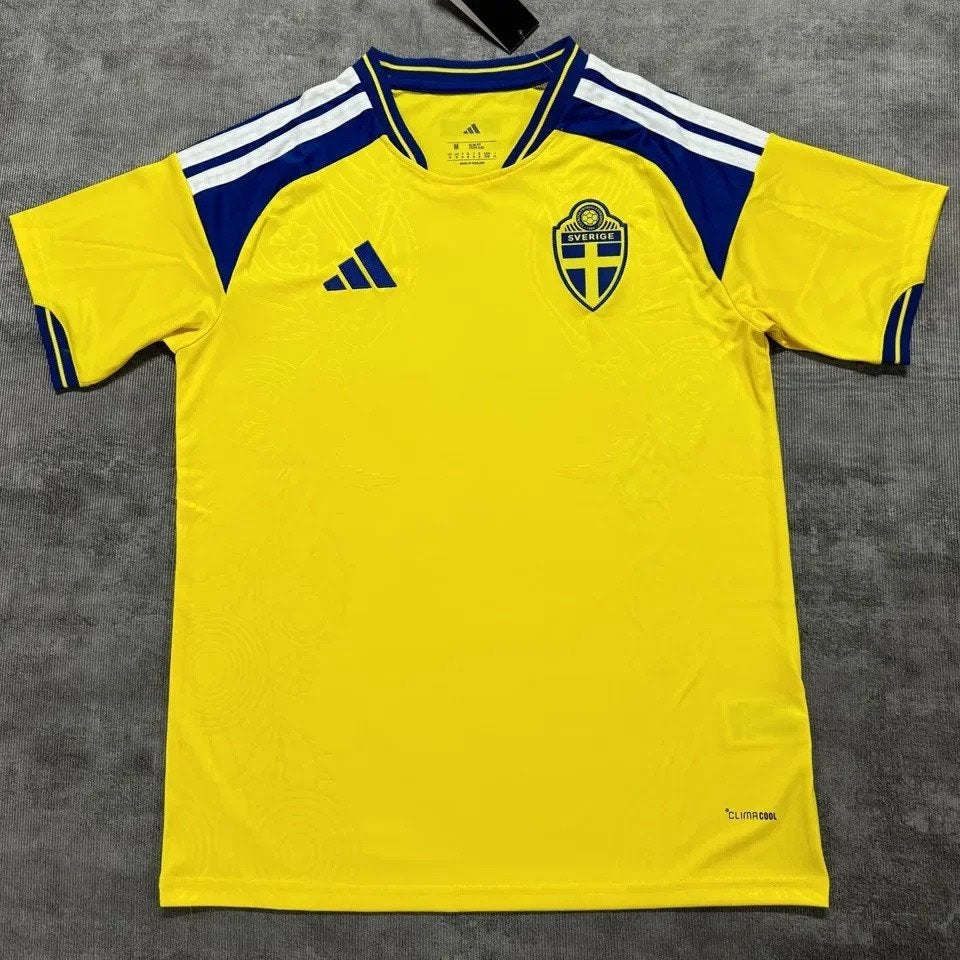 Zweden thuis WK shirt 2026 | Nieuw + Bedrukking, Verzenden, Nieuw, Shirt