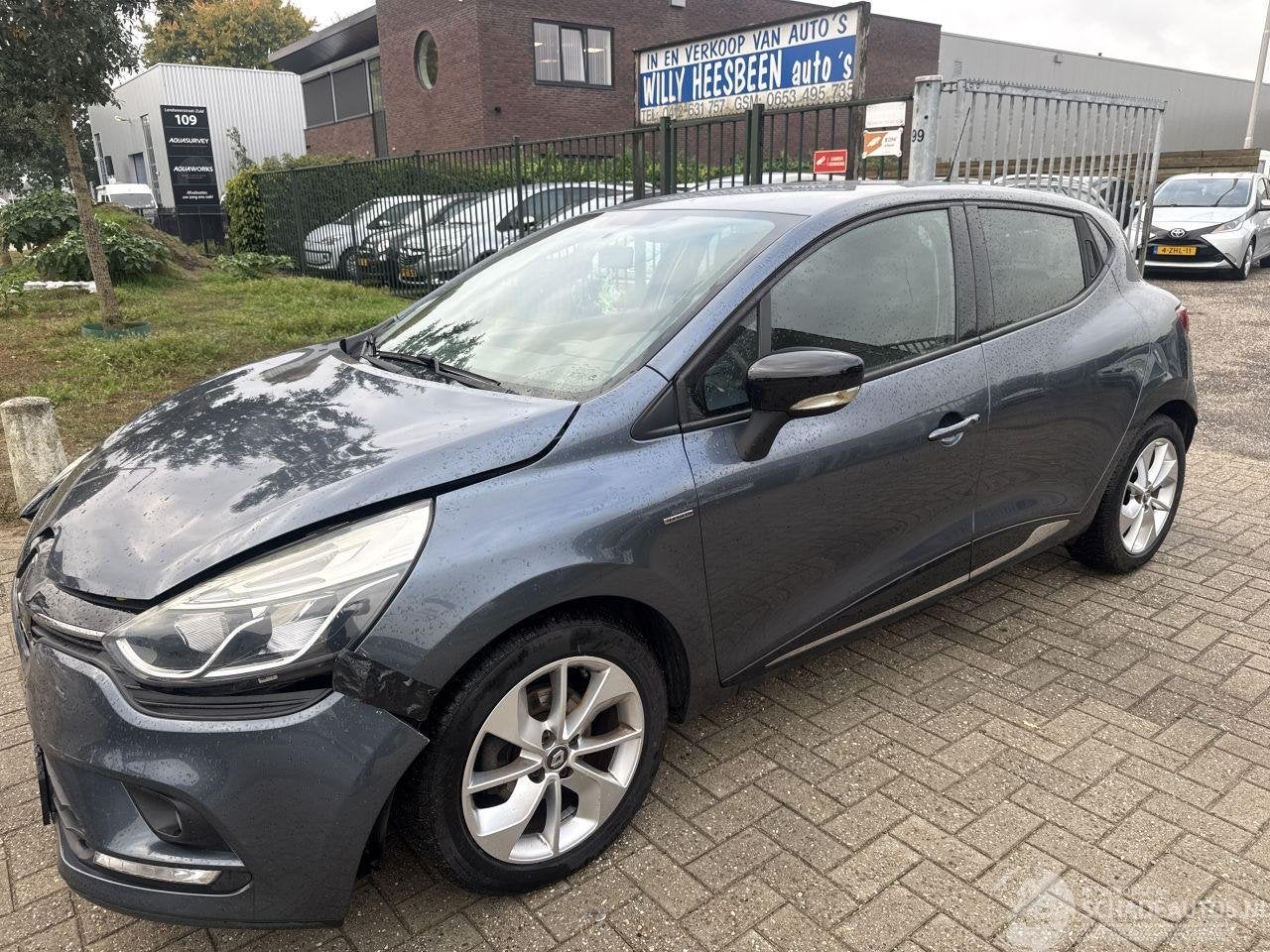 Renault Clio 1.2 NIGHT&DAY RIJDBAAR BOUWJAAR 2016 139753 KM, Renault Deutschland AG, Handgeschakeld, Peter-Huppertz-Straße 5 ,51063, Köln, Deutschland