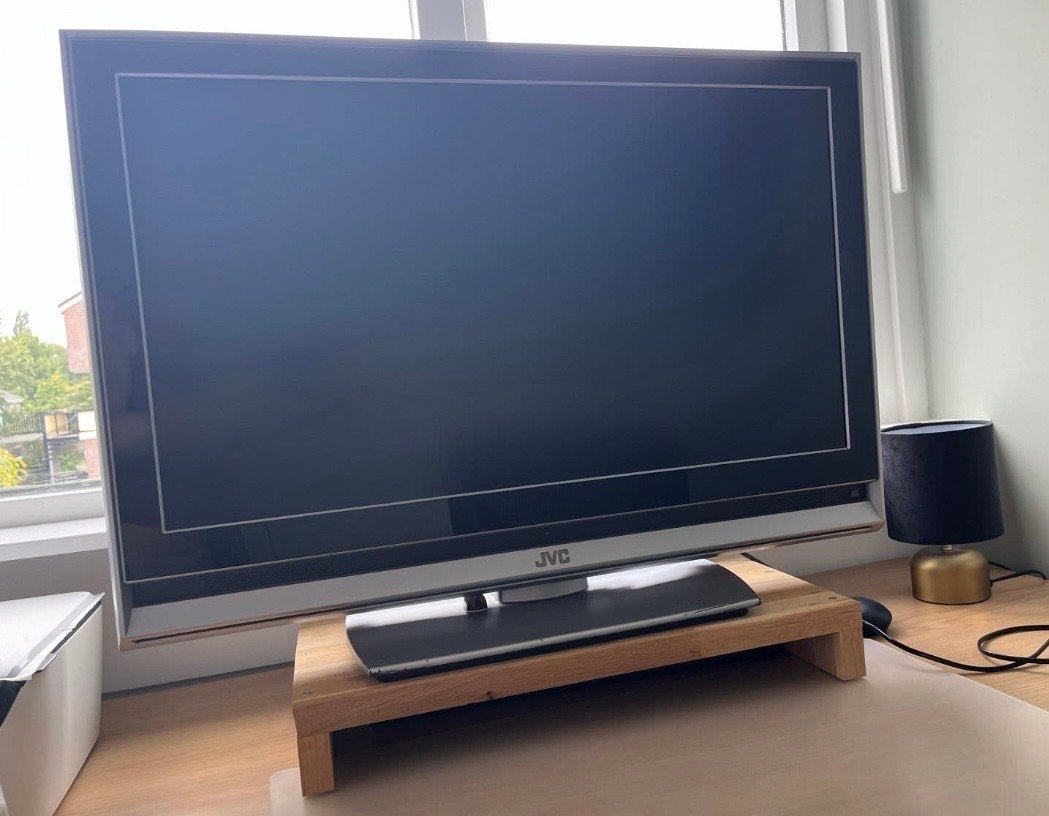 JVC LCD TV - Goede staat met afstandsbediening, Ophalen, Gebruikt, 50 Hz, 60 tot 80 cm