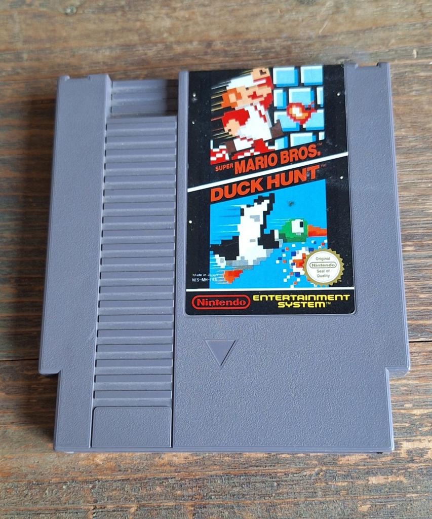 Super Mario Bros. / Duck Hunt NES Game Cartridge, Avontuur en Actie, Gebruikt, 1 speler, Eén computer