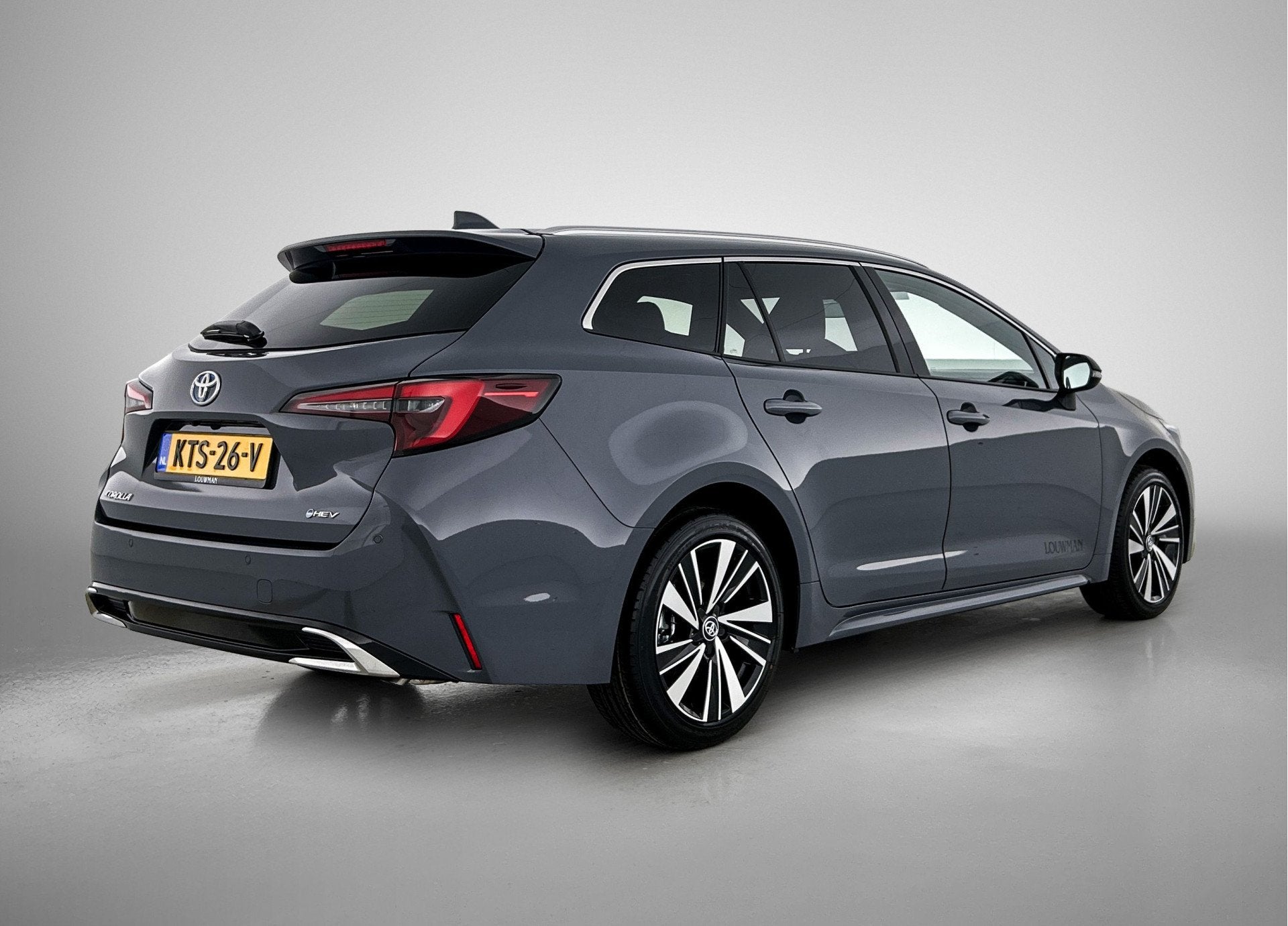 Toyota Corolla Touring Sports Hybrid 140 Dynamic (bj 2026), Auto's, 4 cilinders, Corolla, Origineel Nederlands, Hybride Elektrisch/Benzine