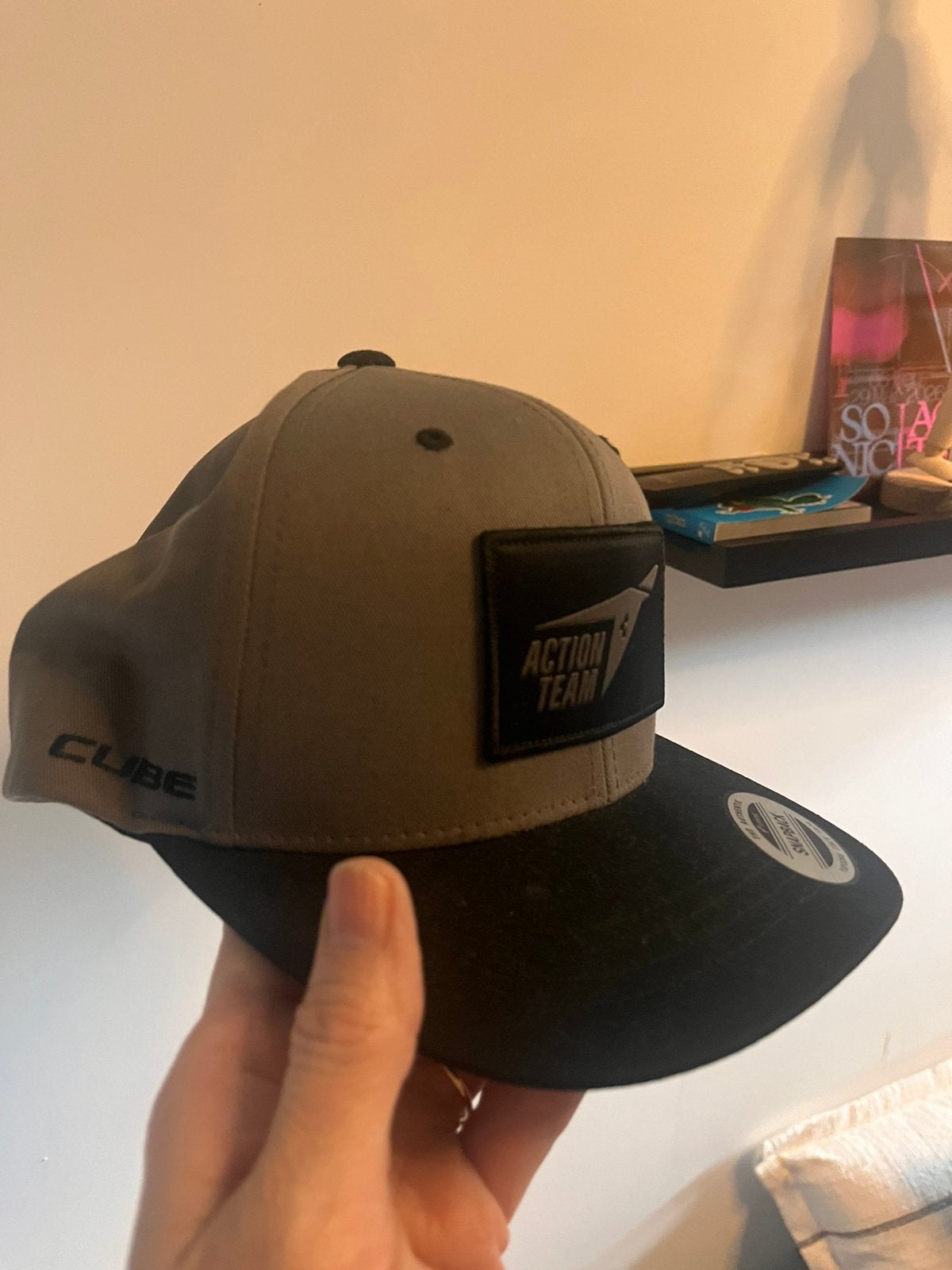 Cube cap, Ophalen of Verzenden, Zo goed als nieuw