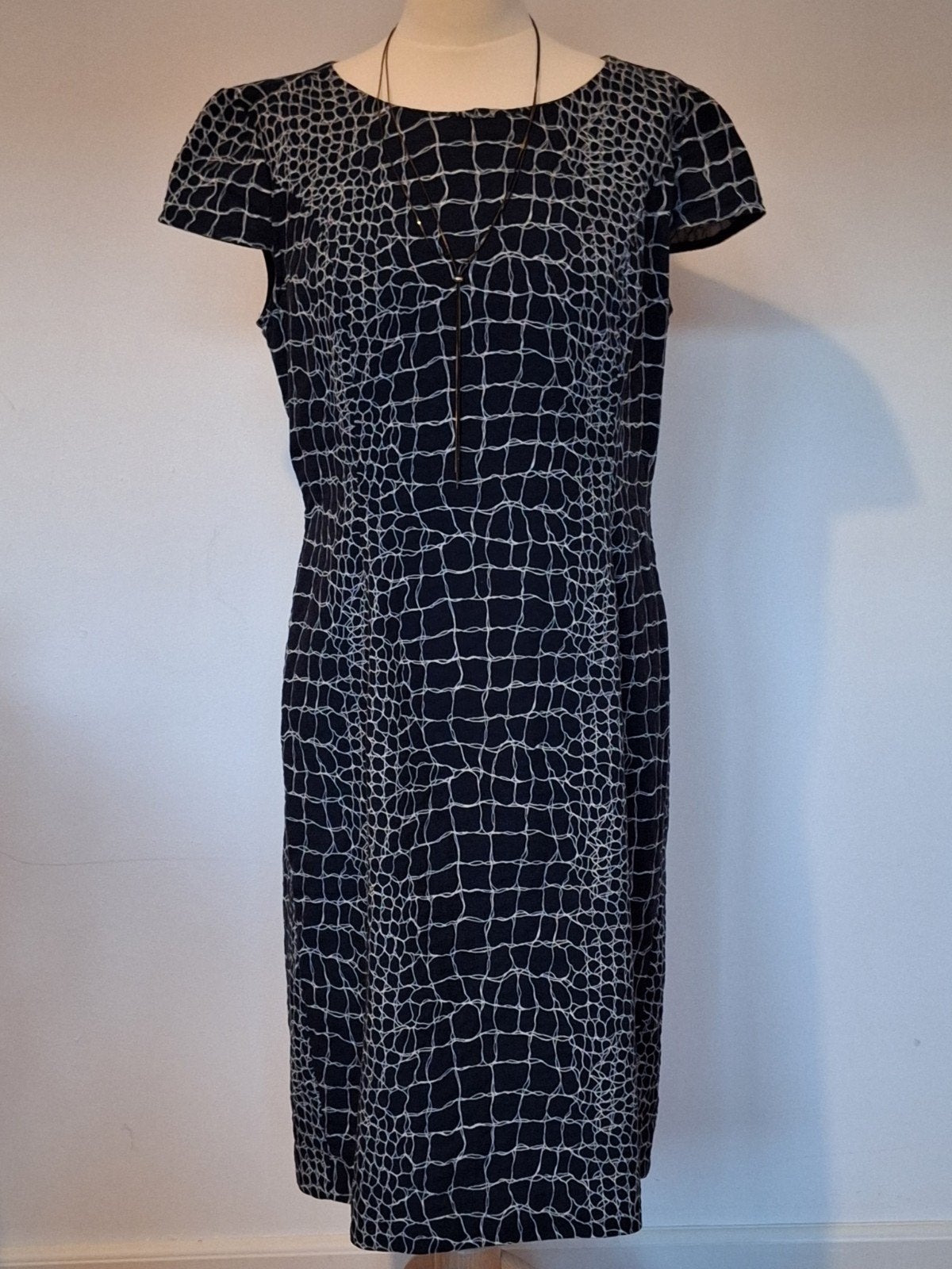 Mooie elegante jurk van ZENGGI, Maat 38/40 (M), ZENGGI, Ophalen of Verzenden, Zo goed als nieuw