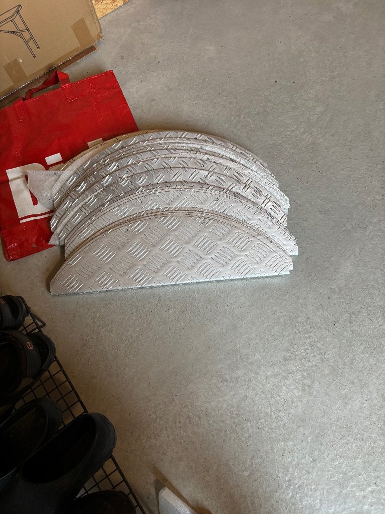 alu trapmaantjes 24X