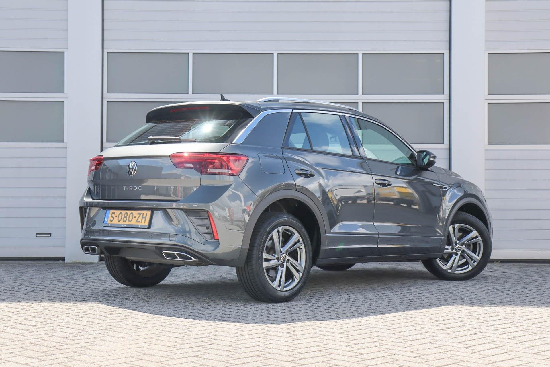 Volkswagen T-Roc 1.0 TSI 110pk R-Line | App Connect | Achter, Auto's, Volkswagen, Voorwielaandrijving, 12 maanden, Stof, Gebruikt