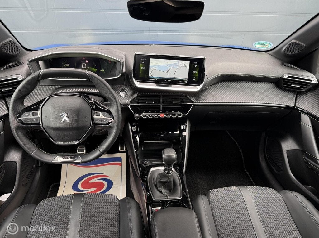 Peugeot 208 1.2 PureTech GT Camera CarPlay Sfeerverl Distr-r, Voorwielaandrijving, 101 pk, Gebruikt, Euro 6