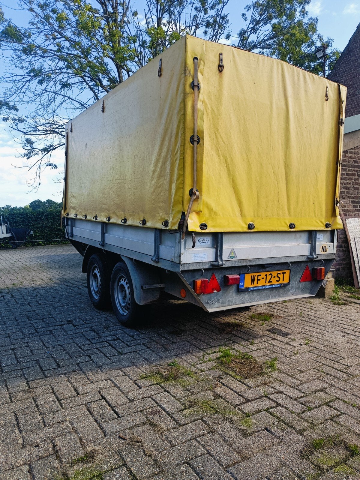 huif aanhangwagen. anssems, Ophalen