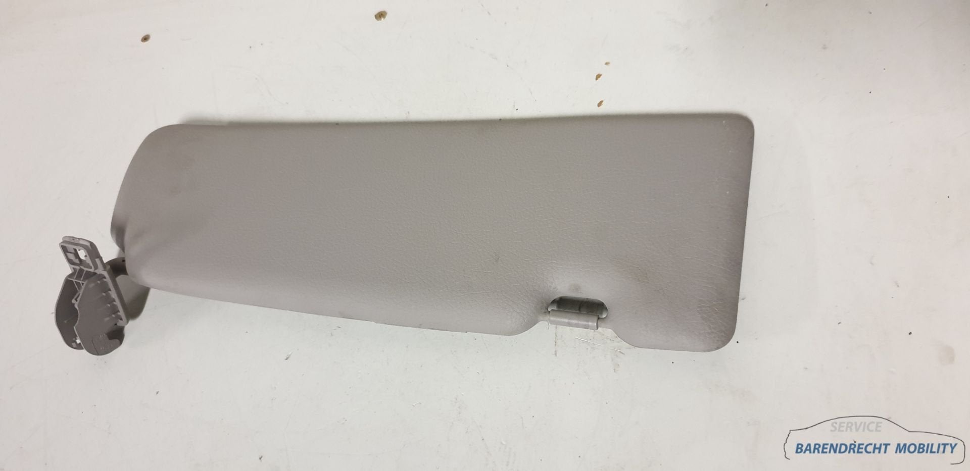 Zonneklep BMW 1 serie F20 zonne klep make up spiegel links b, Petuelring 130
80788  Munich, DE, Gebruikt, Info@bmw.de, Ophalen of Verzenden